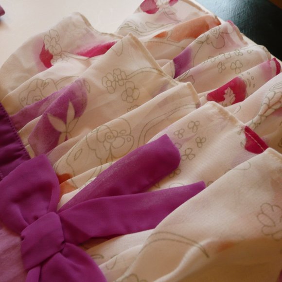 Beetlejuice London Little Girl SZ 6 Purple Dress Watercolor Like Flower Ruffles - Picture 11 of 11